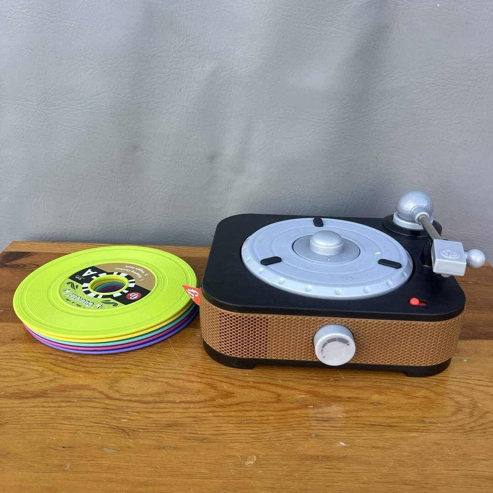 Fisher-Price Rockin' Record Player Musical Toy with Turntable and 5 Records